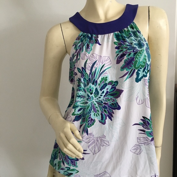 NWT tahari sleeveless floral top - Picture 1 of 7